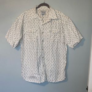 Snap button up 100% cotton shirt    G